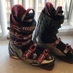 Tecnica Dragon 100 Ski Boots - Men's